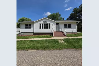 316 E Berlin Street, Neshkoro, WI 54960 - Photo 1