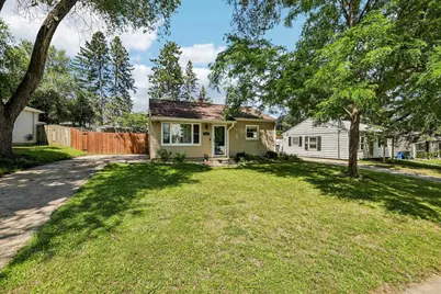 229 Winnebago Avenue, Portage, WI 53901 - Photo 2