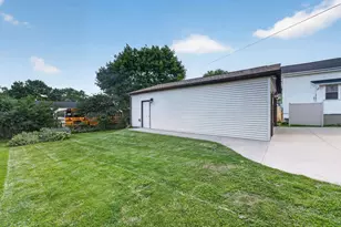 501 W Rollin St, Edgerton, WI 53534 - Photo 46