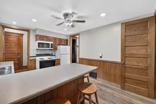 501 W Rollin St, Edgerton, WI 53534 - Photo 22