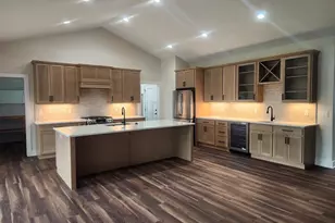 L164 Eileen Ct, Waunakee, WI 53597 - Photo 8