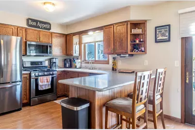 740 E Scott Street, Omro, WI 54963 - Photo 10