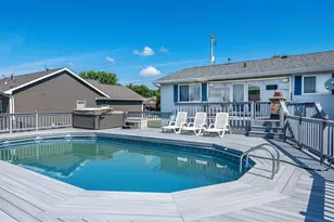740 E Scott St, Omro, WI 54963 - Photo 6