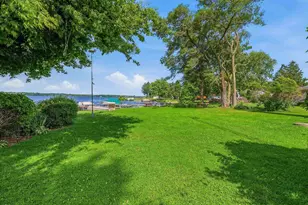 W10300 Sunny Point Rd, Beaver Dam, WI 53916 - Photo 10