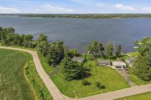 W10300 Sunny Point Rd, Beaver Dam, WI 53916 - Photo 30