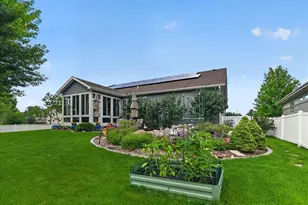 702 Callisto Dr, Madison, WI 53718 - Photo 44