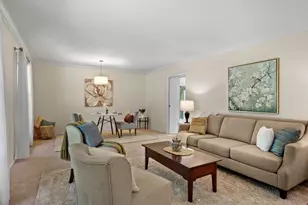 10 Stonecrest Cir, Madison, WI 53717 - Photo 4