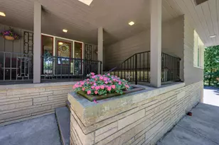 713 N Bird St, Sun Prairie, WI 53590 - Photo 6