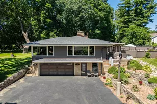 713 N Bird St, Sun Prairie, WI 53590 - Photo 4
