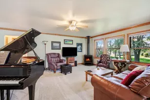 1180 Bloomingfield Dr, Whitewater, WI 53190 - Photo 6
