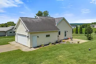 E8080 E Lake Virginia Rd, Reedsburg, WI 53959 - Photo 32