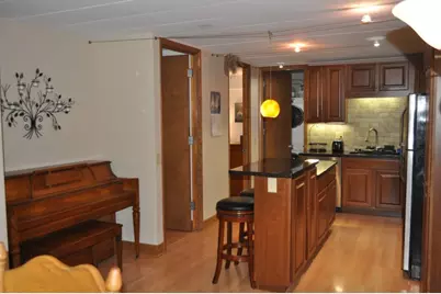 2051 Allen Boulevard #201, Middleton, WI 53562 - Photo 2