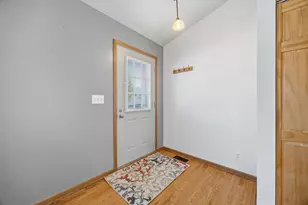 873 Oak Ridge Ln, Genoa City, WI 53128 - Photo 6
