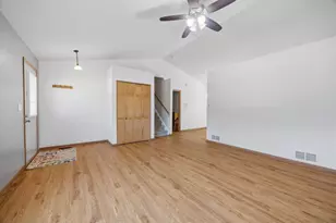 873 Oak Ridge Ln, Genoa City, WI 53128 - Photo 8