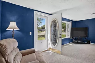2416 Kellogg Ave, Janesville, WI 53546 - Photo 6