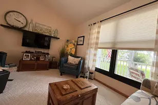 1820 Edon Dr, Janesville, WI 53546 - Photo 18