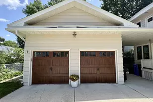 7226 Hubbard Ave, Middleton, WI 53562 - Photo 14