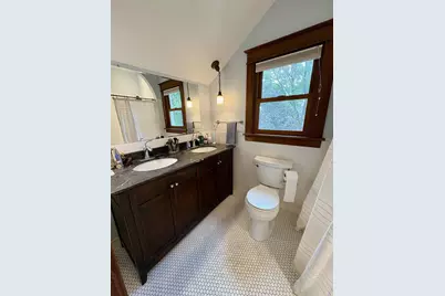 7226 Hubbard Avenue, Middleton, WI 53562 - Photo 40