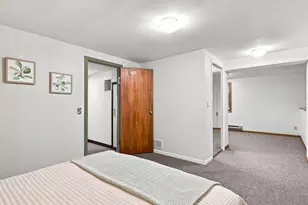 1409 Lake View Ave, Madison, WI 53704 - Photo 30