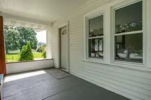 237 E Madison Ave, Milton, WI 53563 - Photo 4