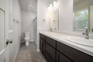 2521 Clover Pt Dr, Fitchburg, WI 53711 - Photo 10