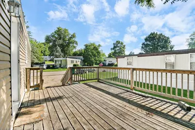 808 Charles Lane, Stoughton, WI 53589 - Photo 6