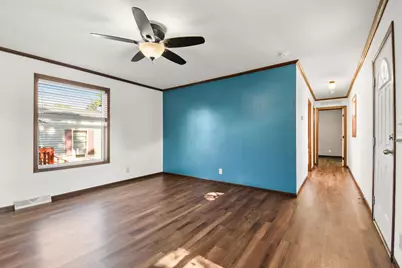 808 Charles Lane, Stoughton, WI 53589 - Photo 8