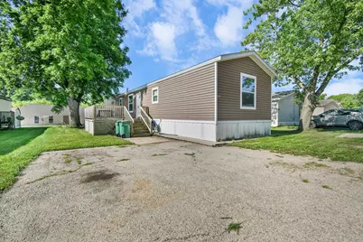 808 Charles Lane, Stoughton, WI 53589 - Photo 2