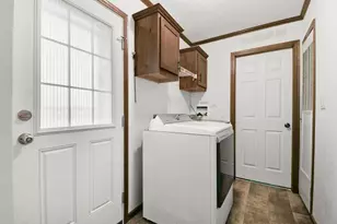 808 Charles Ln, Stoughton, WI 53589 - Photo 28