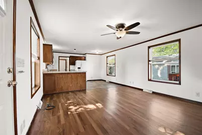 808 Charles Lane, Stoughton, WI 53589 - Photo 10