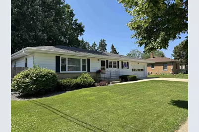2219 Mineral Point Avenue, Janesville, WI 53548 - Photo 2