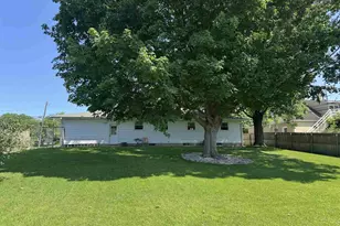 2219 Mineral Point Ave, Janesville, WI 53548 - Photo 24