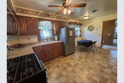 2219 Mineral Point Avenue, Janesville, WI 53548 - Photo 8