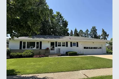 2219 Mineral Point Avenue, Janesville, WI 53548 - Photo 1