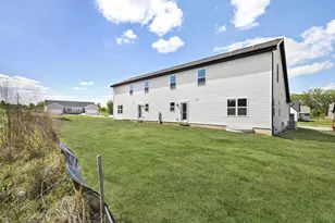 357 Lilac Ln, Stoughton, WI 53589 - Photo 48