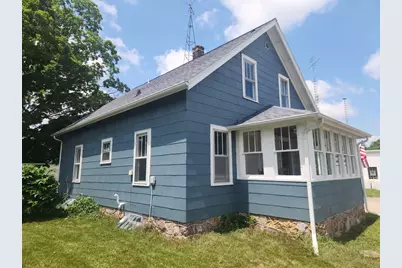 101 S Oak St Street, North Freedom, WI 53951 - Photo 4