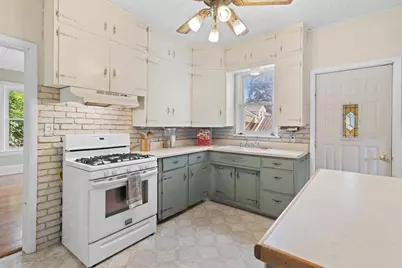 305 2nd Avenue, Lodi, WI 53555 - Photo 2