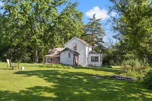 3047 E Station Rd, Verona, WI 53593 - Photo 14