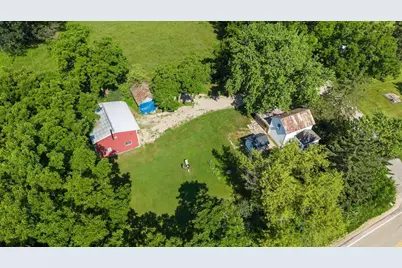 3047 E Station Road, Verona, WI 53593 - Photo 2