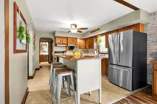 197 Brandon St, Waupun, WI 53963 - Photo 8