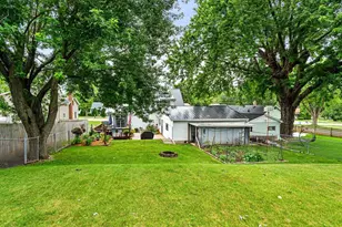 197 Brandon St, Waupun, WI 53963 - Photo 34