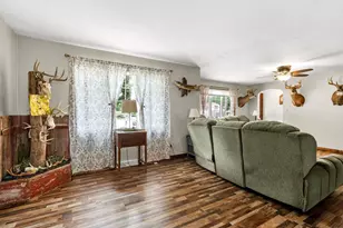 197 Brandon St, Waupun, WI 53963 - Photo 12