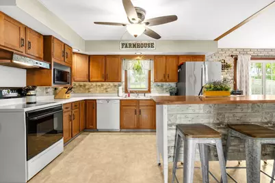 197 Brandon Street, Waupun, WI 53963 - Photo 6