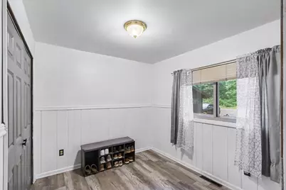946 Gale Drive, Dell Prairie, WI 53965 - Photo 10