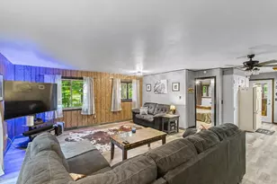 946 Gale Dr, Dell Prairie, WI 53965 - Photo 24