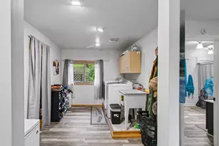 946 Gale Dr, Dell Prairie, WI 53965 - Photo 8