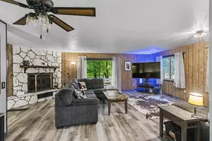 946 Gale Dr, Dell Prairie, WI 53965 - Photo 22