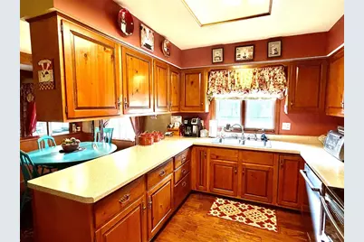 1903 Eastwood Avenue, Janesville, WI 53545 - Photo 16