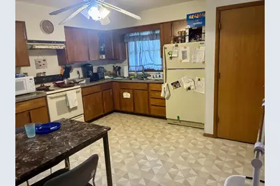 1002 Monica Lane, Madison, WI 53704 - Photo 4