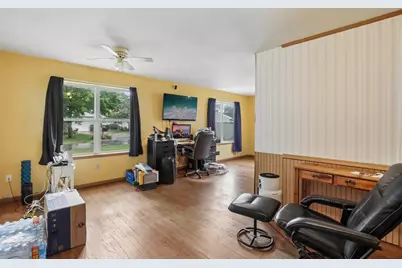 S8007 Maple Park Road, Prairie Du Sac, WI 53578 - Photo 6